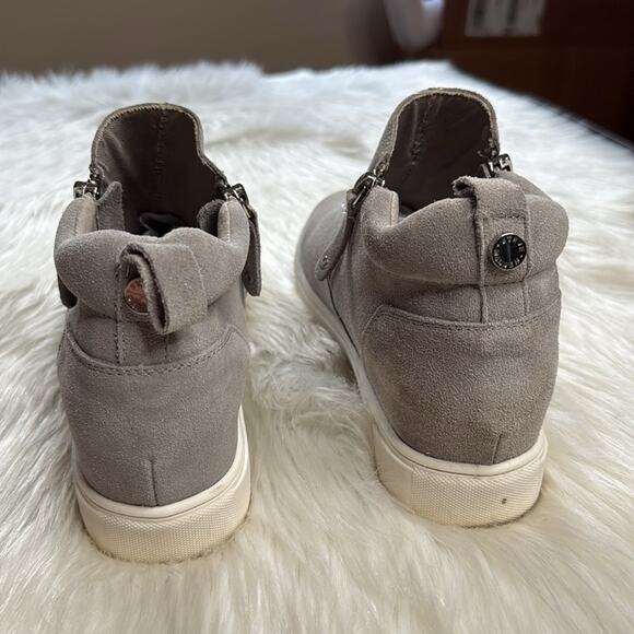 Steve Madden Gray Suede Silya Wedge Sneakers - Picture 3 of 9